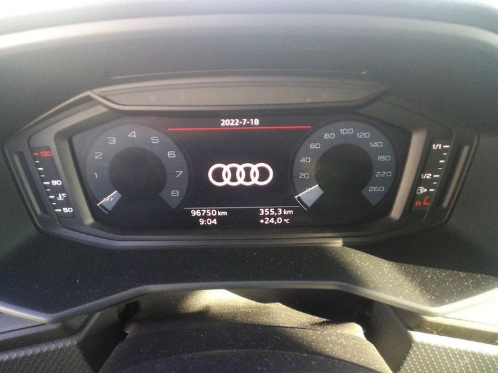 Photo 4 VIN: WAUZZZGB7KR032576 - AUDI A1 