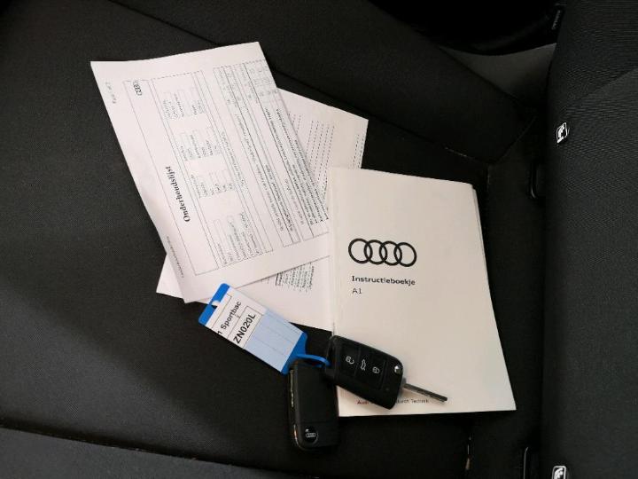 Photo 11 VIN: WAUZZZGB8KR062461 - AUDI A1 