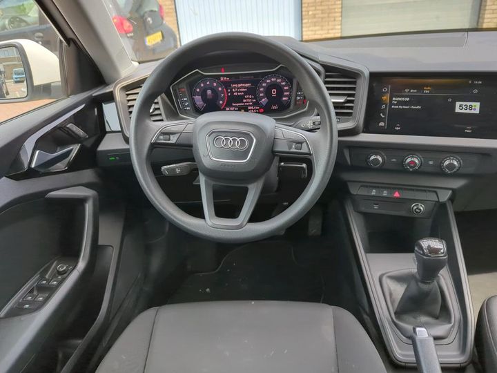 Photo 5 VIN: WAUZZZGB8KR063626 - AUDI A1 