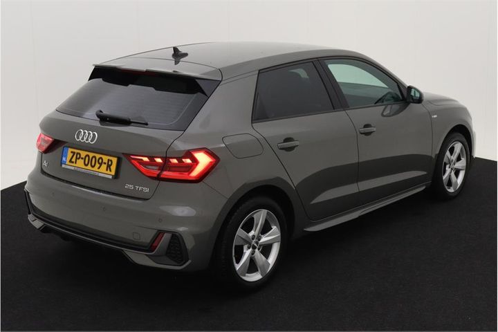 Photo 3 VIN: WAUZZZGB8KR065070 - AUDI A1 