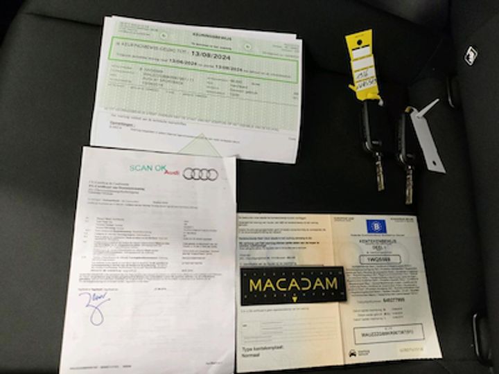 Photo 11 VIN: WAUZZZGB8KR067367 - AUDI A1 