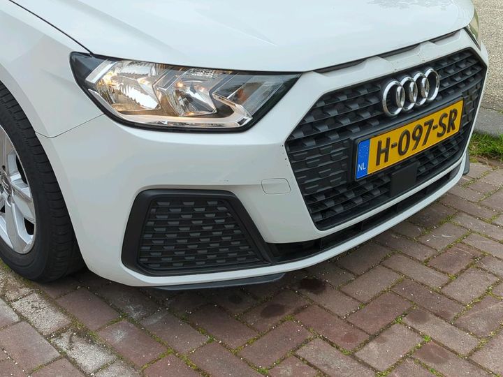 Photo 27 VIN: WAUZZZGB8LR039473 - AUDI A1 