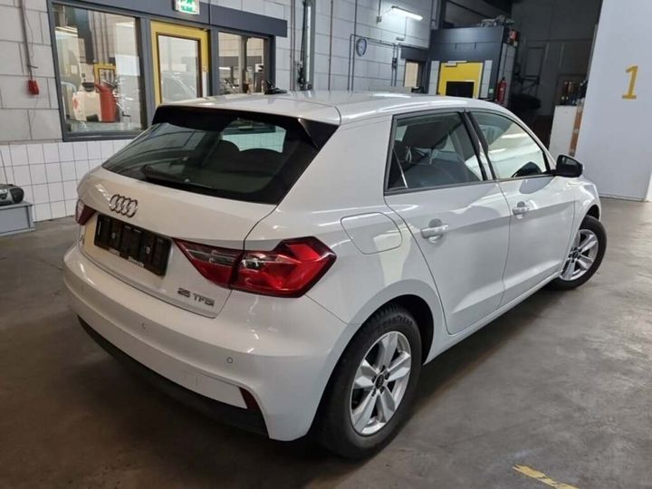 Photo 2 VIN: WAUZZZGB8MR003266 - AUDI A1 