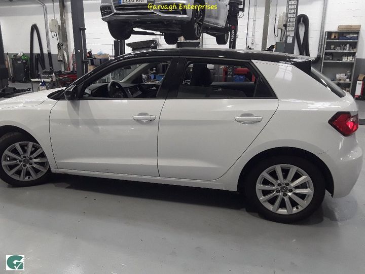 Photo 25 VIN: WAUZZZGB9KR023362 - AUDI A1 