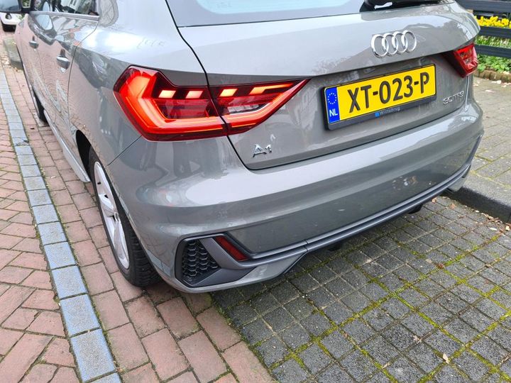 Photo 17 VIN: WAUZZZGB9KR035592 - AUDI A1 