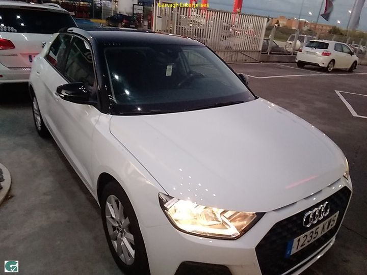 Photo 30 VIN: WAUZZZGBXKR023144 - AUDI A1 