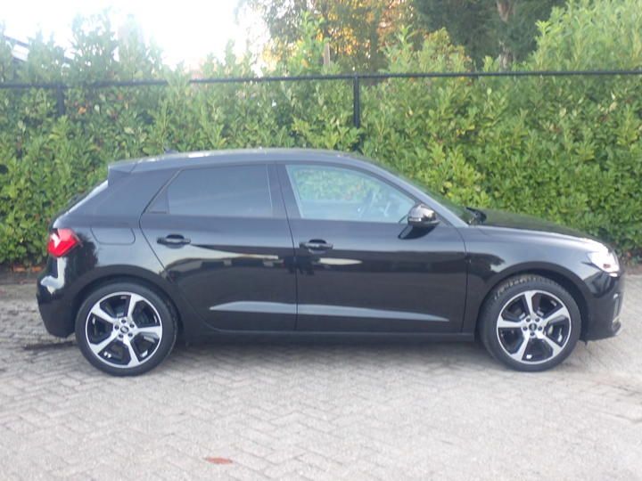 Photo 3 VIN: WAUZZZGBXMR012258 - AUDI A1 HATCHBACK 