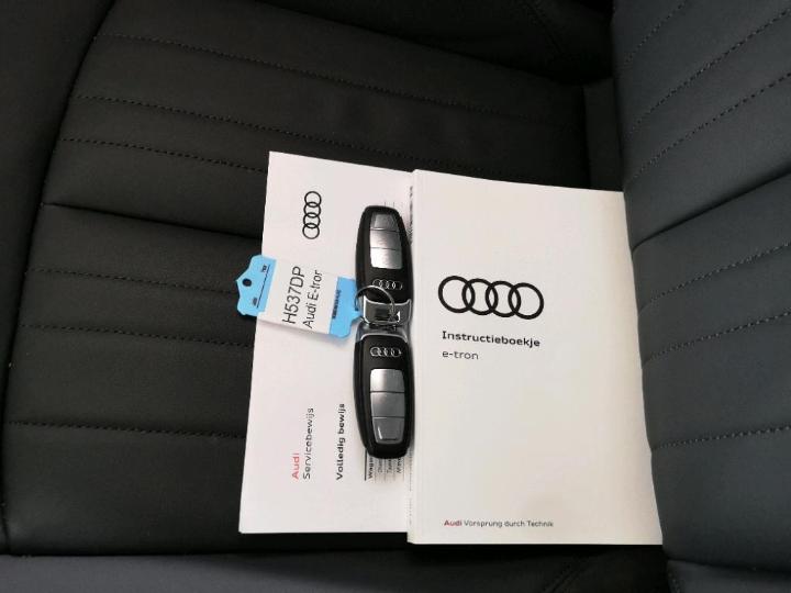 Photo 15 VIN: WAUZZZGE0LB003926 - AUDI E-TRON 