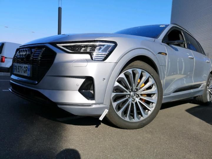 Photo 15 VIN: WAUZZZGE1KB016859 - AUDI E-TRON 