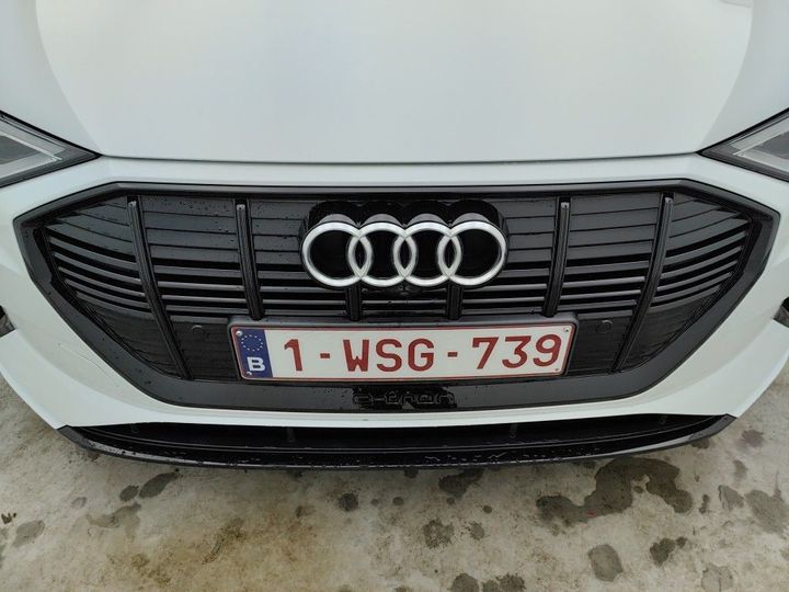 Photo 5 VIN: WAUZZZGE1LB001215 - AUDI E-TRON &#3919 BEV 