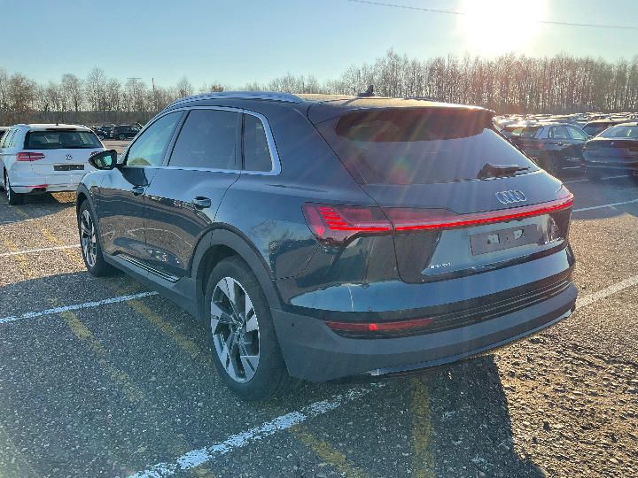 Photo 4 VIN: WAUZZZGE1LB011825 - AUDI E-TRON SUV 