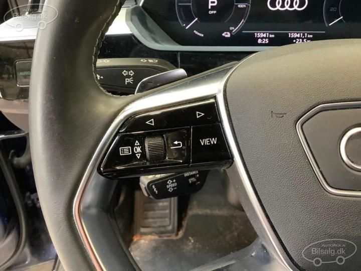 Photo 10 VIN: WAUZZZGE2LB032134 - AUDI E-TRON 