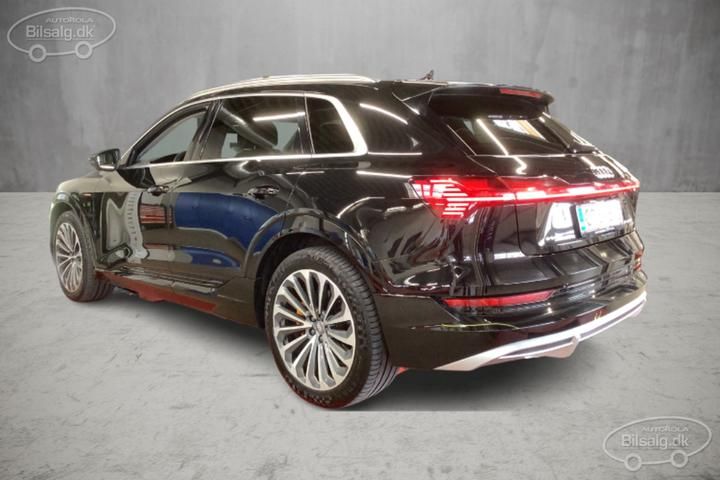 Photo 1 VIN: WAUZZZGE2LB035857 - AUDI E-TRON 