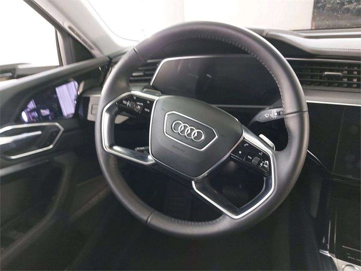 Photo 3 VIN: WAUZZZGE3LB005587 - AUDI E-TRON 