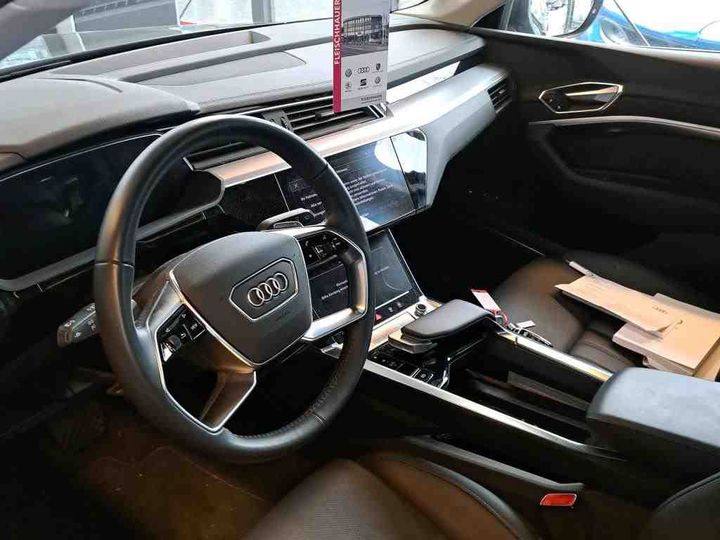 Photo 24 VIN: WAUZZZGE3MB027557 - AUDI E-TRON 55 