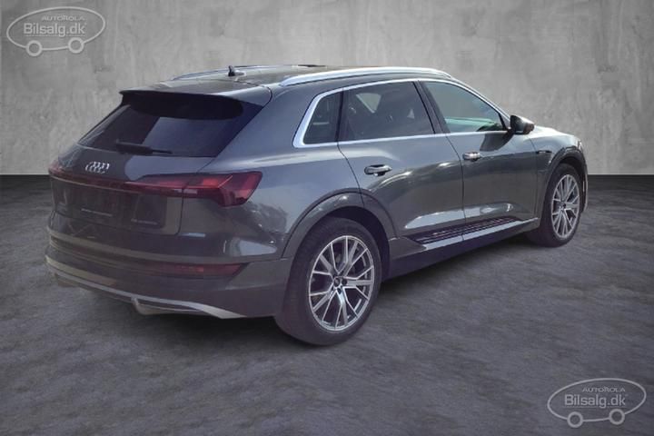 Photo 4 VIN: WAUZZZGE4MB016888 - AUDI E-TRON ESTATE 