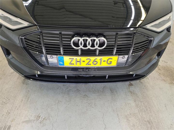 Photo 11 VIN: WAUZZZGE5KB012989 - AUDI E-TRON 