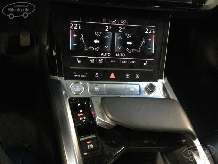 Photo 10 VIN: WAUZZZGE5KB017951 - AUDI E-TRON ESTATE 