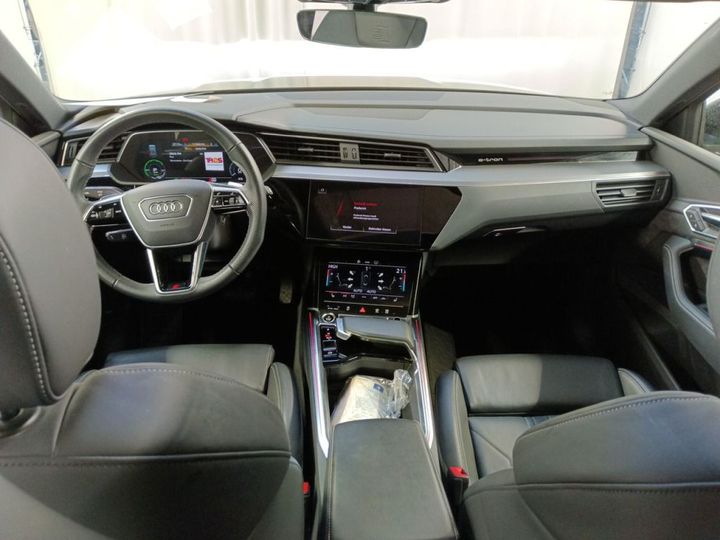 Photo 8 VIN: WAUZZZGE5MB001784 - AUDI E-TRON '19 BEV 