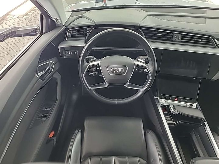 Photo 7 VIN: WAUZZZGE6LB011612 - AUDI E-TRON 