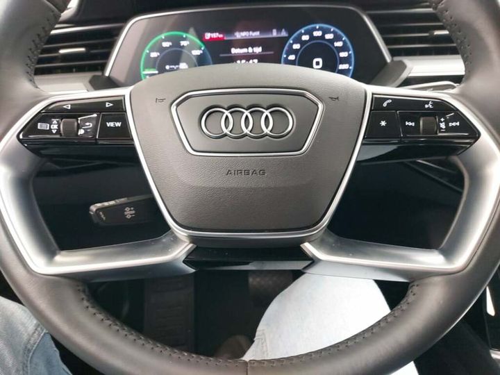 Photo 7 VIN: WAUZZZGE6LB039975 - AUDI E-TRON 