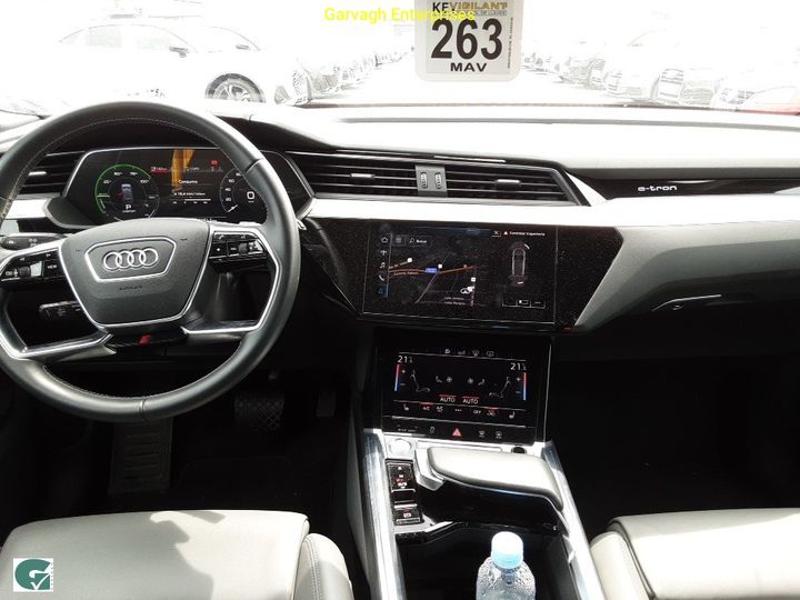 Photo 4 VIN: WAUZZZGE7KB010497 - AUDI E-TRON 