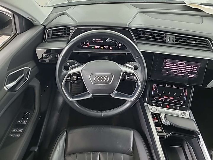 Photo 7 VIN: WAUZZZGE7LB009884 - AUDI E-TRON 