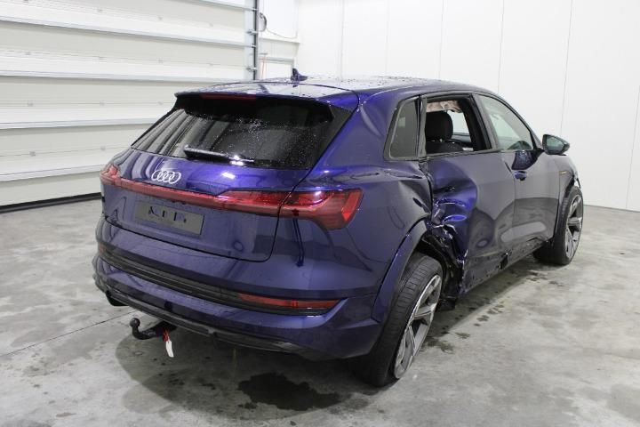 Photo 3 VIN: WAUZZZGE8MB044967 - AUDI E-TRON SUV 