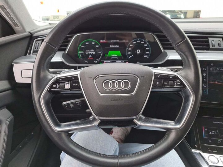 Photo 17 VIN: WAUZZZGE9LB013628 - AUDI E-TRON 