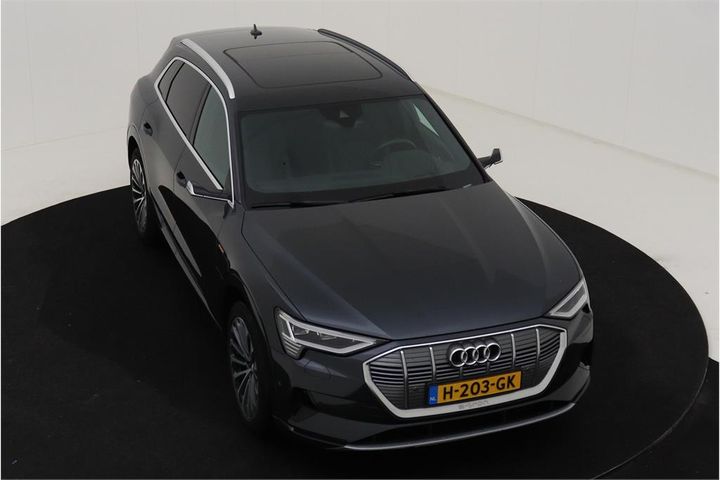 Photo 2 VIN: WAUZZZGEXLB003190 - AUDI E-TRON 