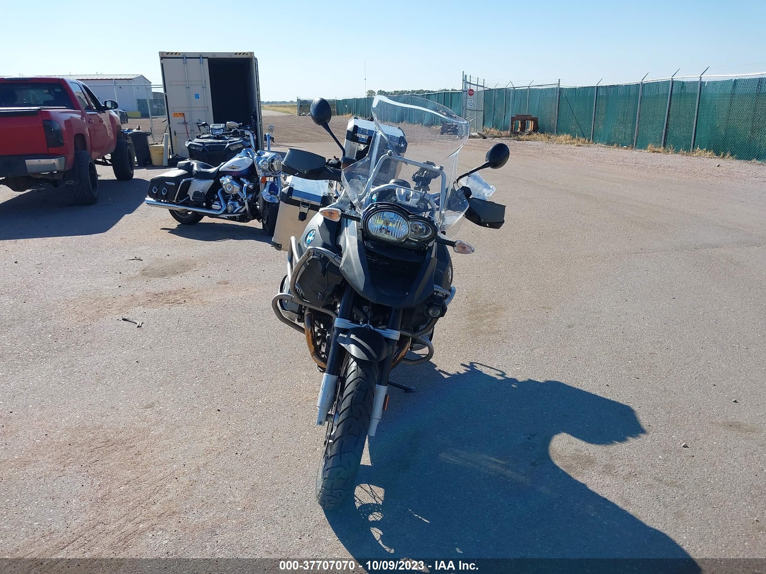 Photo 4 VIN: WB1048009BZX66047 - BMW ALL 