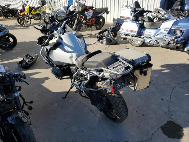 Photo 2 VIN: WB10A120XFZ097998 - BMW R1200 GS A 