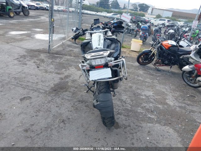 Photo 5 VIN: WB10A120XHZ897980 - BMW R1200 