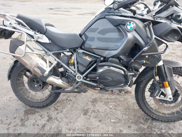 Photo 7 VIN: WB10A120XHZ897980 - BMW R1200 