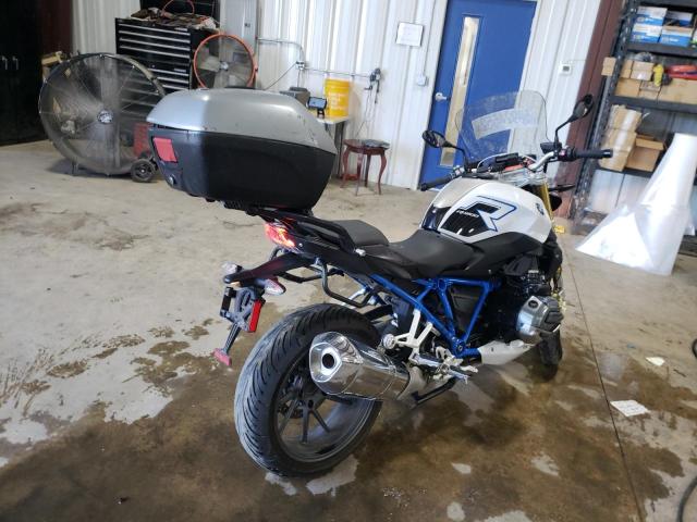 Photo 3 VIN: WB10A1400JZ198148 - BMW R1200 R 