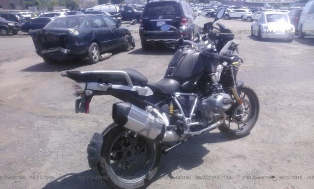 Photo 3 VIN: WB10A6105HZ656181 - BMW R1200 