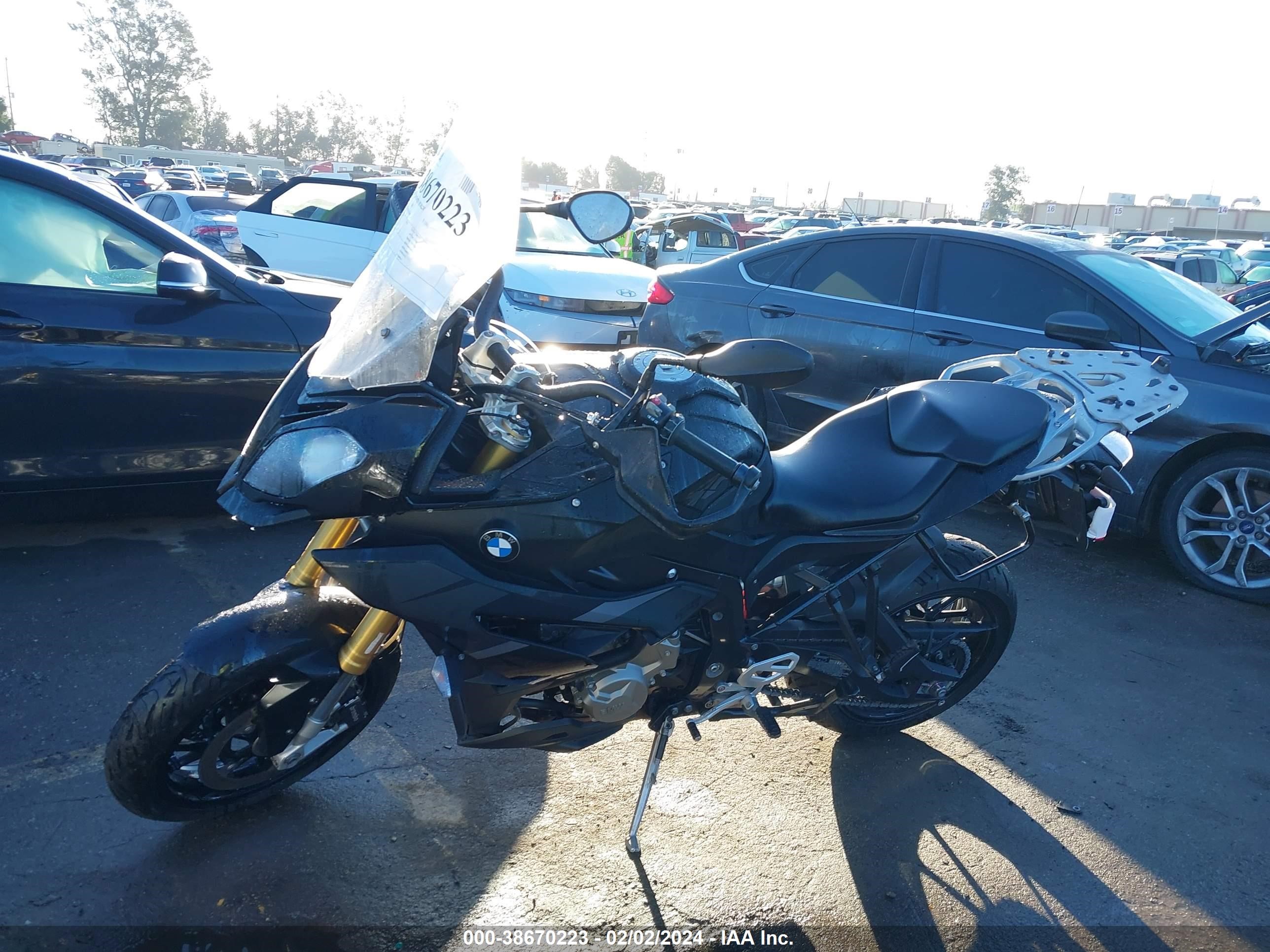 Photo 1 VIN: WB10D1308KZ463800 - BMW S 1000XR 