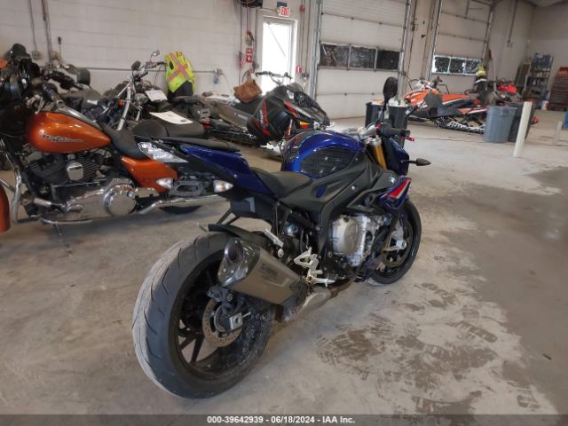 Photo 3 VIN: WB10D6204M6D39772 - BMW S 1000 R 