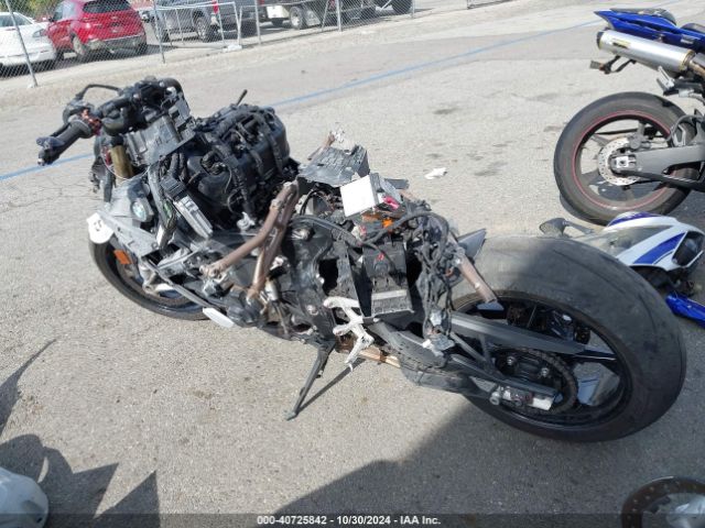 Photo 2 VIN: WB10E530XN6E36577 - BMW S 1000 R 