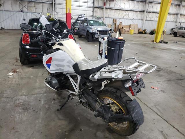 Photo 2 VIN: WB10J5308LZF79468 - BMW R 1250 GS 