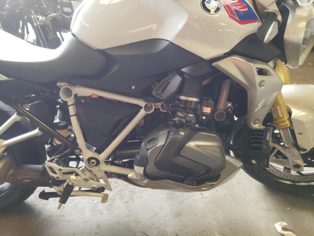 Photo 6 VIN: WB10J7304LZG69728 - BMW R 1250 R 