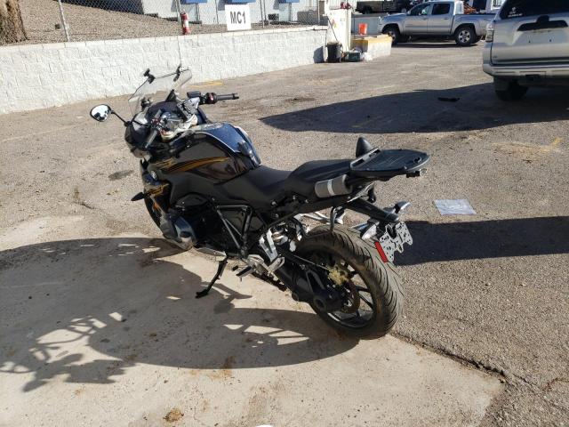 Photo 2 VIN: WB10J8302LZG92303 - BMW R 1250 RS 