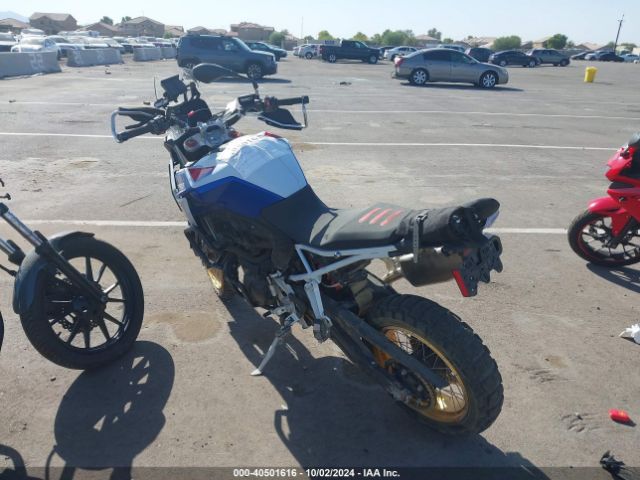 Photo 2 VIN: WB10K6302R6K48881 - BMW F 900 GS 