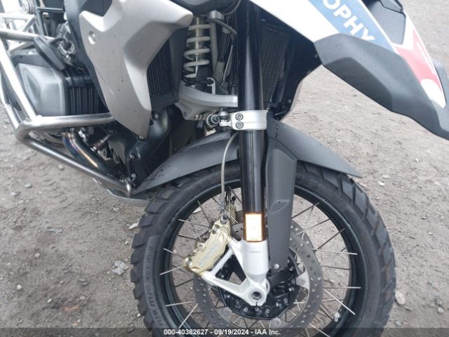 Photo 4 VIN: WB10M0307P6G51682 - BMW R 1250 GS 