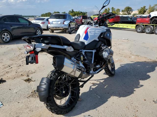 Photo 3 VIN: WB10M0308N6F71384 - BMW R 1250 GS 