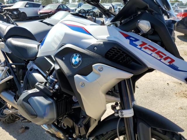 Photo 8 VIN: WB10M0308N6F71384 - BMW R 1250 GS 