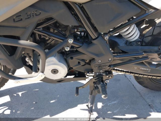 Photo 8 VIN: WB30G1201LR884713 - BMW G 310 GS 