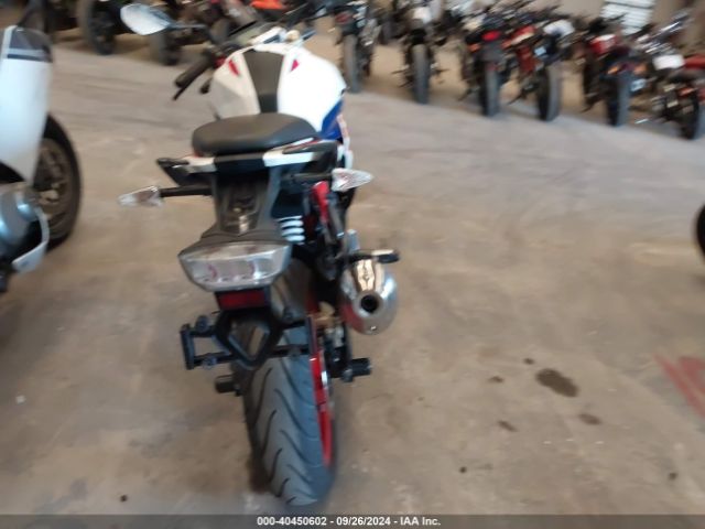 Photo 5 VIN: WB30G4306PRA42202 - BMW G 310 R 