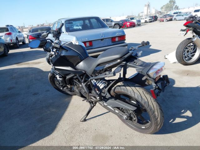 Photo 2 VIN: WB30G4309NRA33166 - BMW G 310 R 