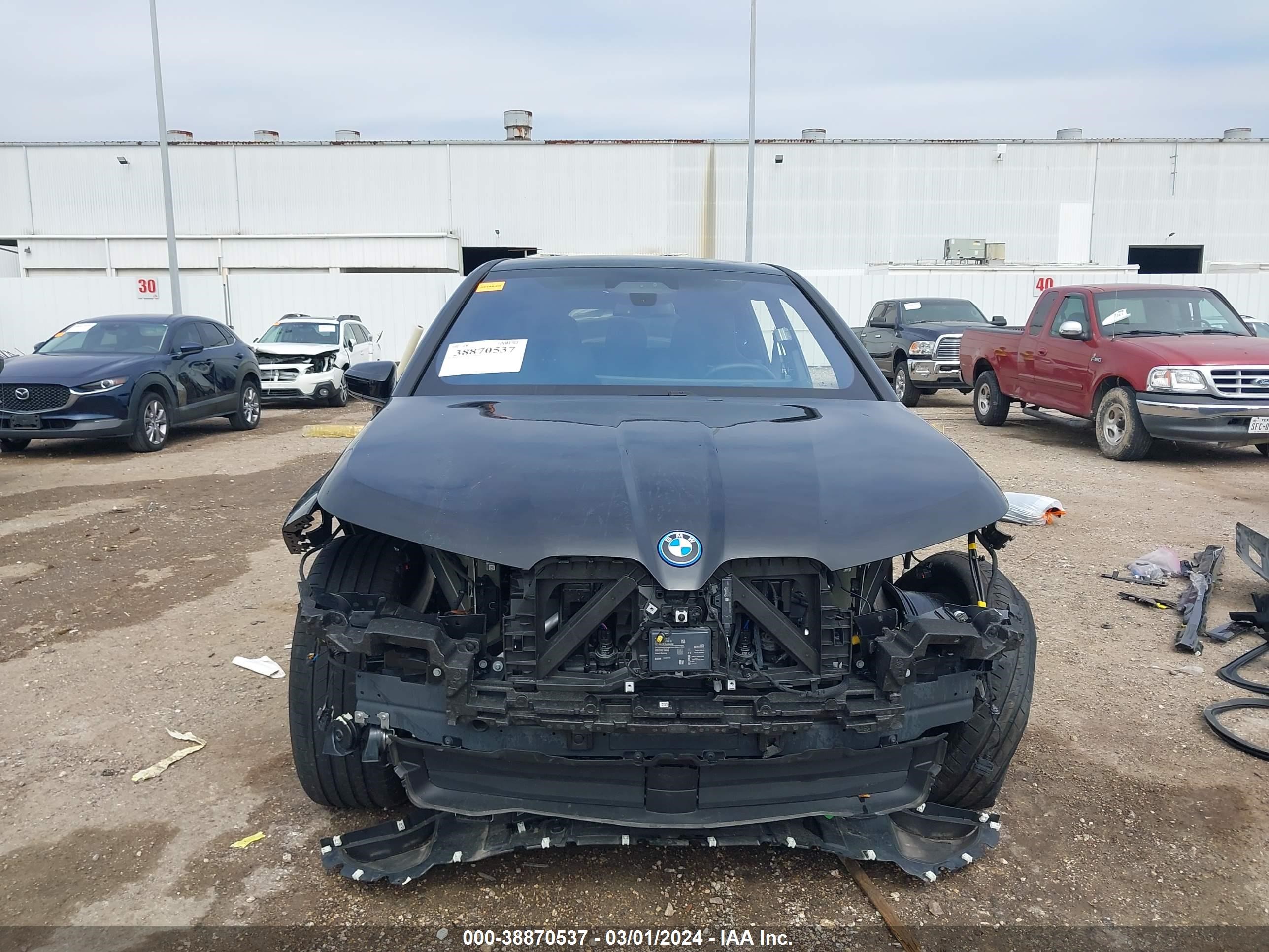 Photo 12 VIN: WB523CF03RCN06356 - BMW IX XDRIVE5 